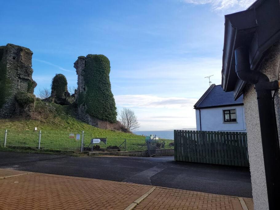 Cottage By The Sea Greencastle Greencastle  Exterior photo